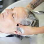 Hoe Behoud je een Stralende Huid na de Menopauze?